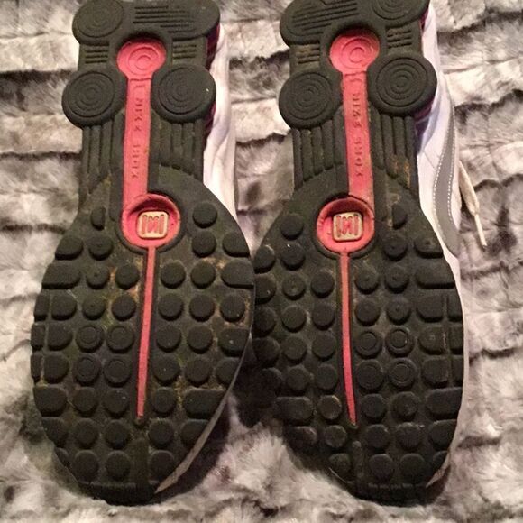 ❤️NIKE SHOX - Picture 3 of 8